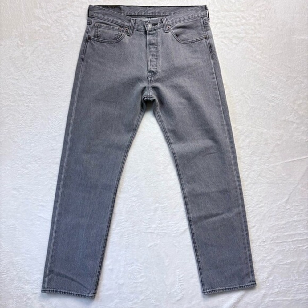 Levis Jeans Men Sz 31 x 30 Gray 501 Straight Leg Button‎ Fly Classic Denim